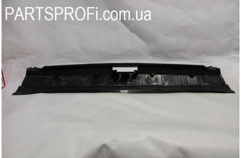 Накладка (облицовка) задней панели багажника Нексия GM