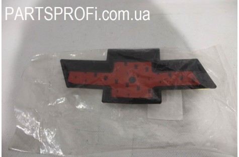 Эмблема решетки радиатора Эпика