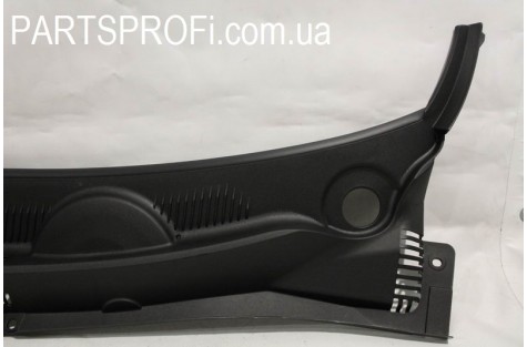 Дефлектор под лобов. Стекло Авео T250 (сабля) лев.